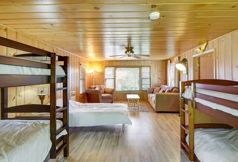 Lakefront Minnesota Escape W/ Fire Pit & Boat Dock