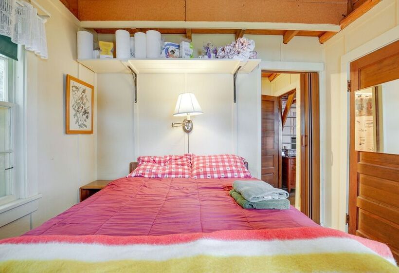 Lakefront Rhinelander Cabin W/ Boat Dock!