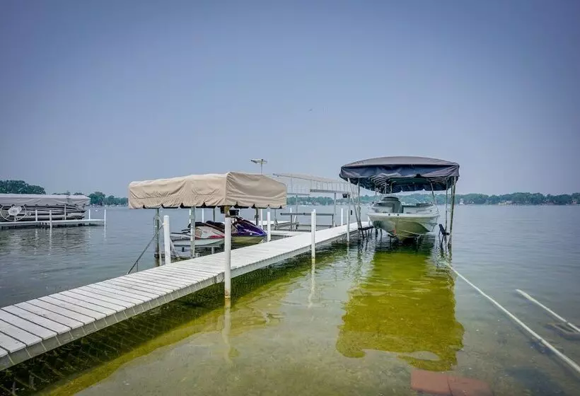 Lakefront Syracuse Home W/ Deck & Private Dock!