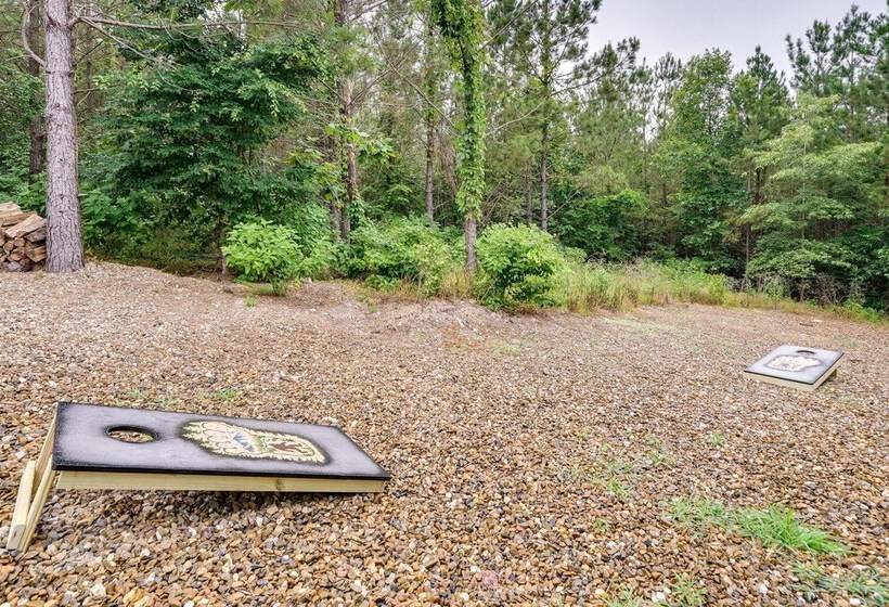 Painted Sky  Modern Broken Bow Cabin W/ Hot Tub!
