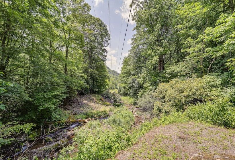 On Site Stream: Serene Cottage In Bakersville!