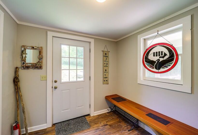 On Site Stream: Serene Cottage In Bakersville!