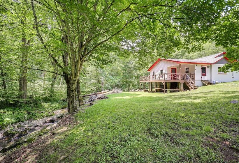 On Site Stream: Serene Cottage In Bakersville!