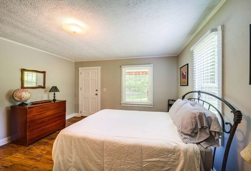 On Site Stream: Serene Cottage In Bakersville!