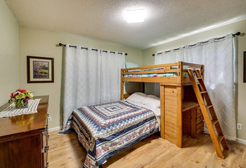 Peaceful Cabin: 3 Mi To Hot Springs National Park!