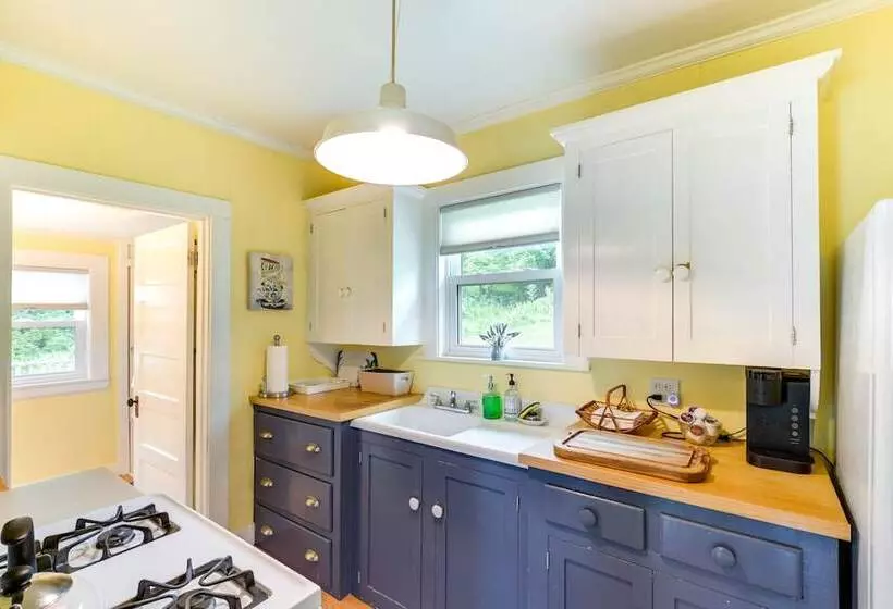 Pet Friendly Coastal Maine Cottage By Northern Bay