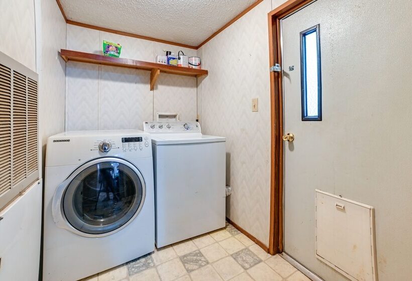 Pet Friendly Springville Home Near Kentucky Lake!