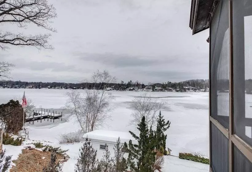 Queensbury Lakefront Home: Screened Porch & Views!