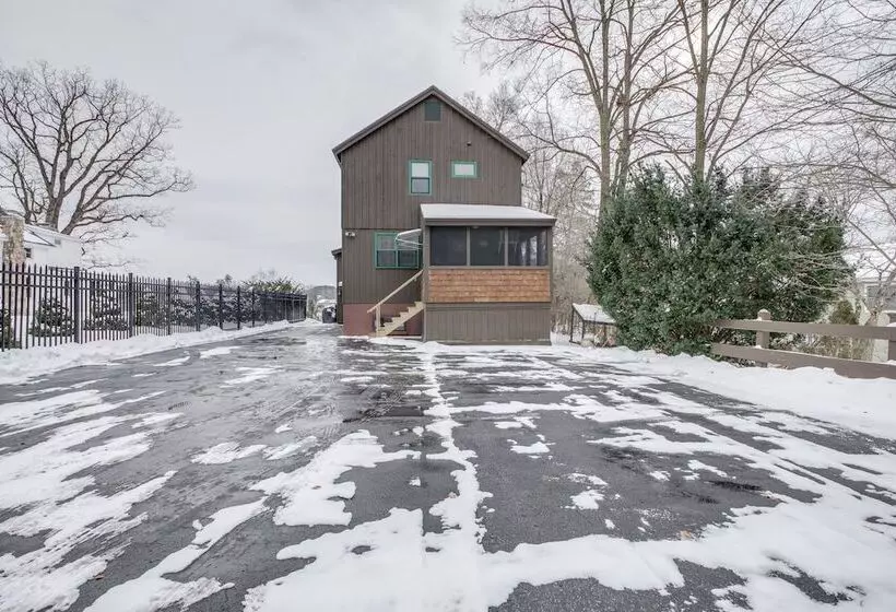 Queensbury Lakefront Home: Screened Porch & Views!