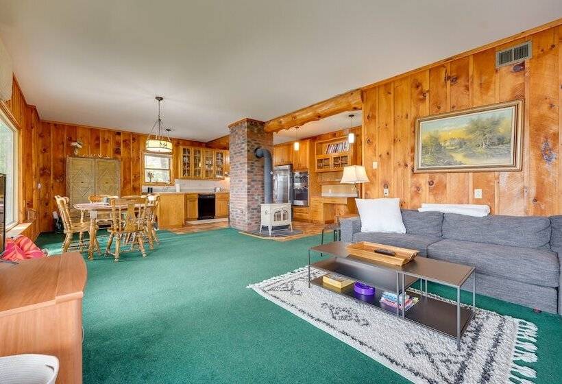 Queensbury Lakefront Home: Screened Porch & Views!