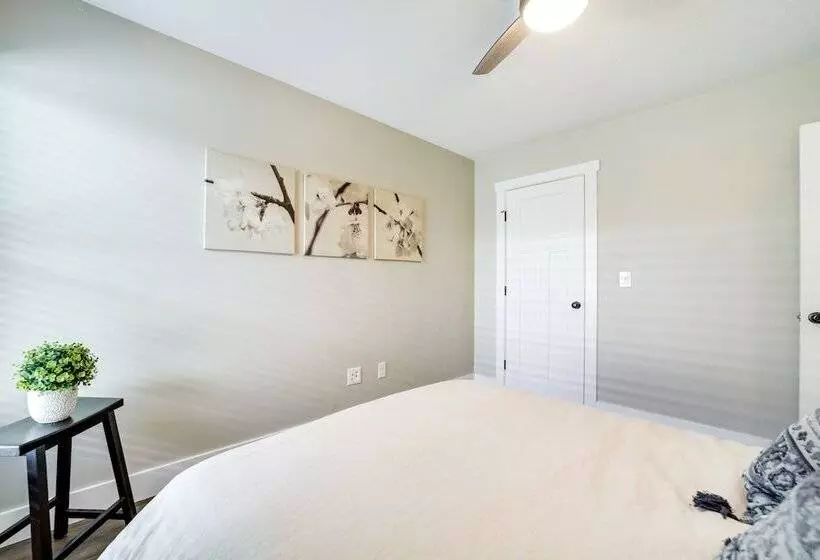 Deck + Mtn Views: Riverfront Cullowhee Home