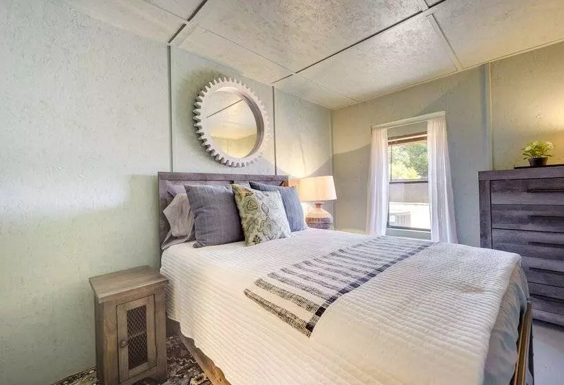 Secluded Blanco Home W/ Private River Access!