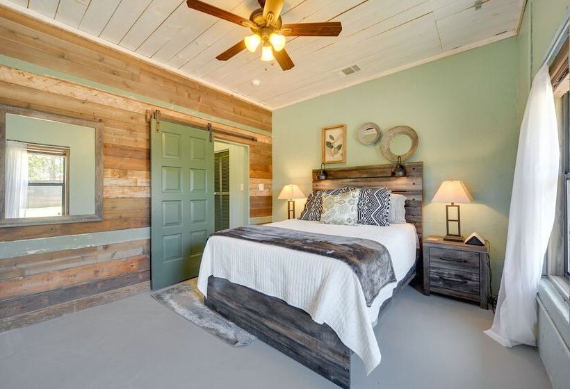 Secluded Blanco Home W/ Private River Access!