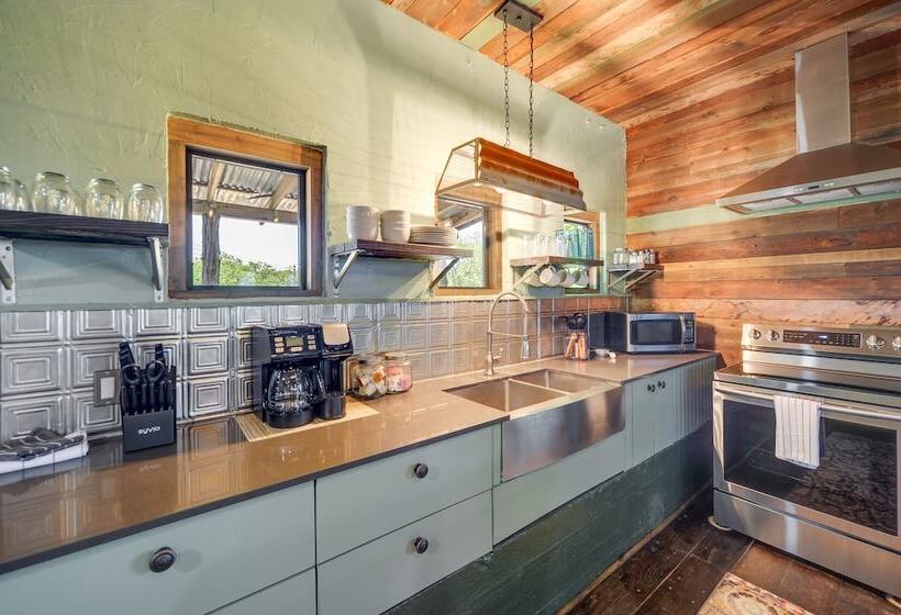 Secluded Blanco Home W/ Private River Access!