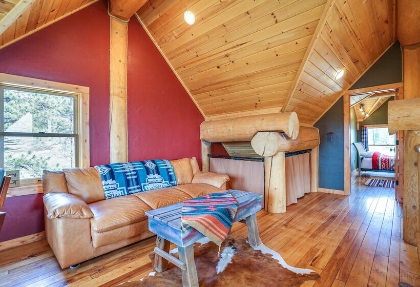 Log Cabin On Private 45 Acre Ranch In Florissant!