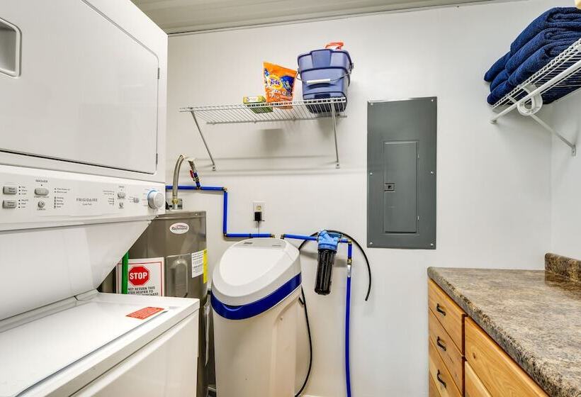 Serene Belgrade Hideaway With Fire Pit & Grill!