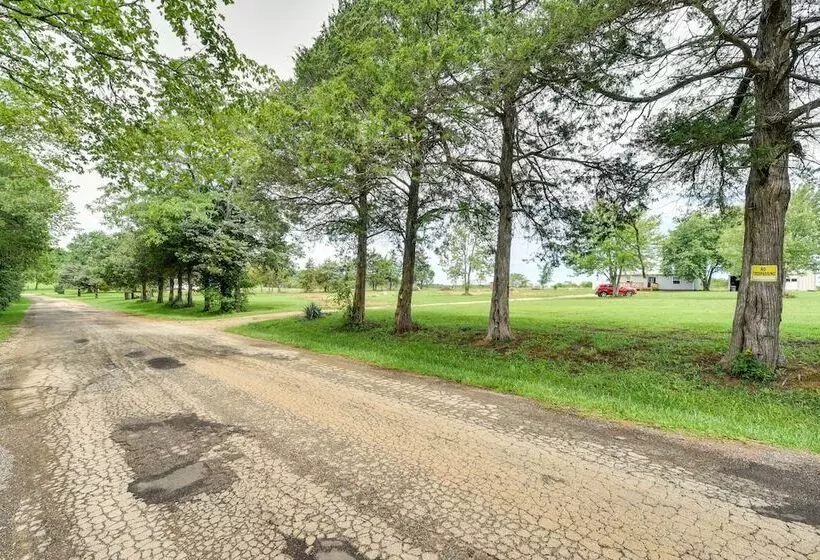 Serene Belgrade Hideaway With Fire Pit & Grill!