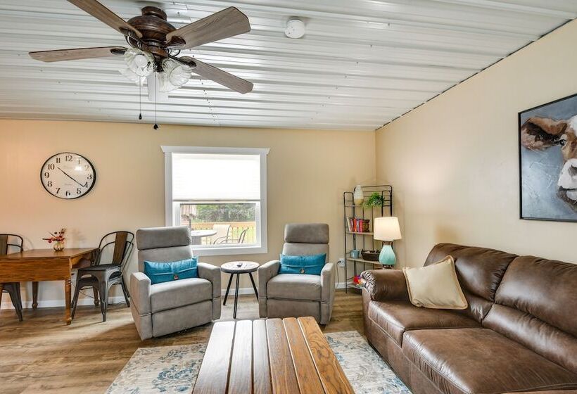 Serene Belgrade Hideaway With Fire Pit & Grill!