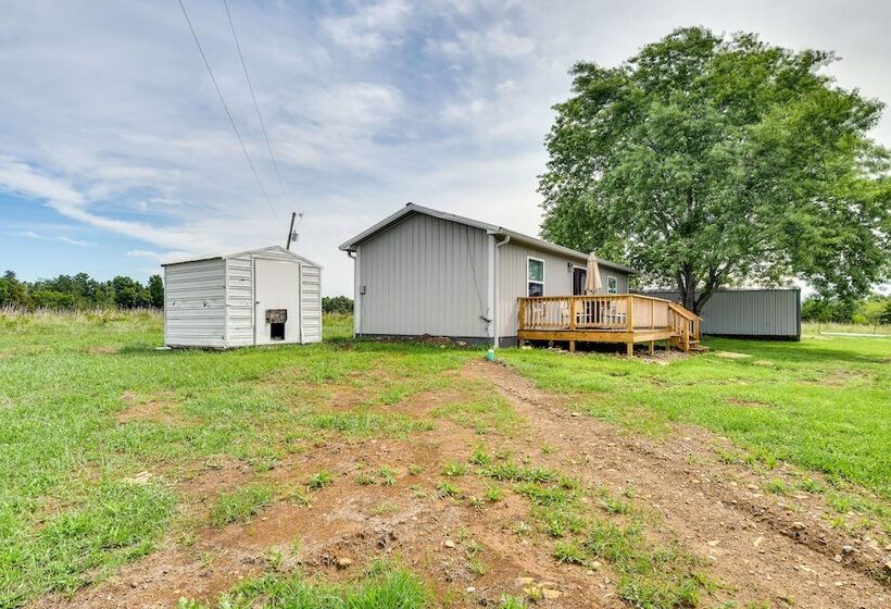 Serene Belgrade Hideaway With Fire Pit & Grill!