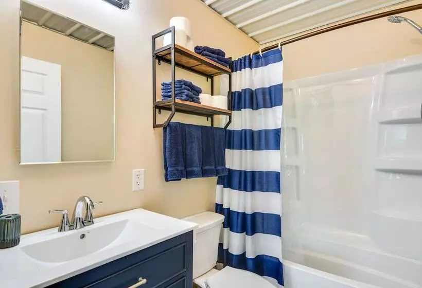 Serene Belgrade Hideaway With Fire Pit & Grill!