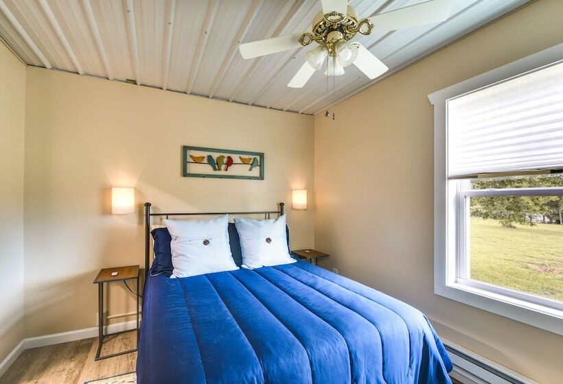 Serene Belgrade Hideaway With Fire Pit & Grill!