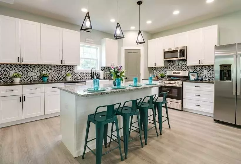 Spacious Grove Home Rental: Yard Games, Fire Pit!