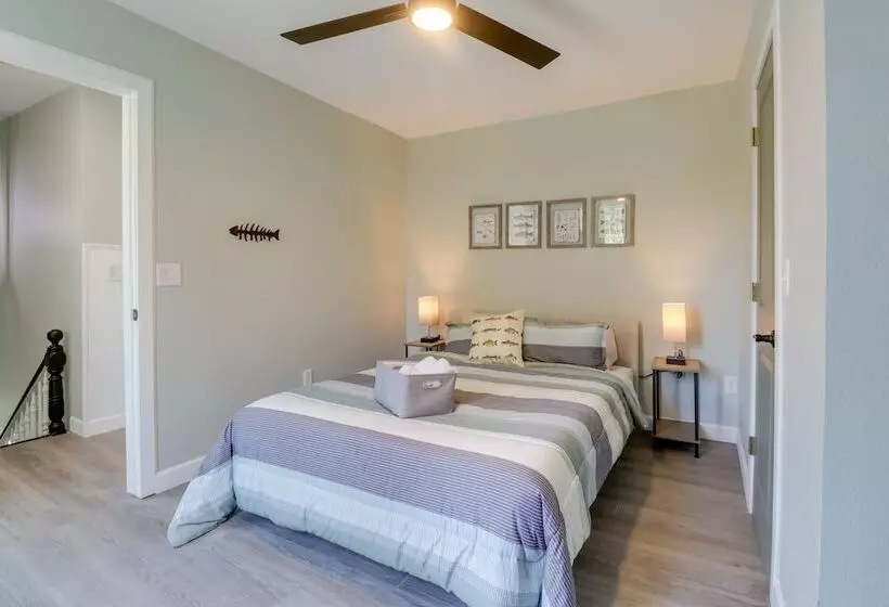 Spacious Grove Home Rental: Yard Games, Fire Pit!