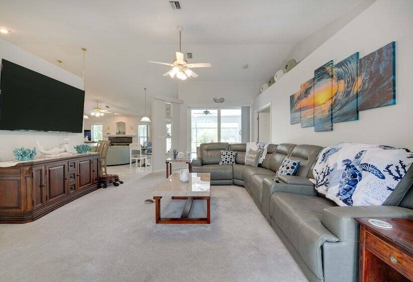 Spring Hill Home Pool, Grill & Golf Course Views