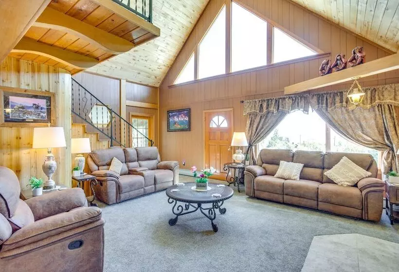 Sunny Cedaredge Home W/ Mtn Views   Hike & Fish!