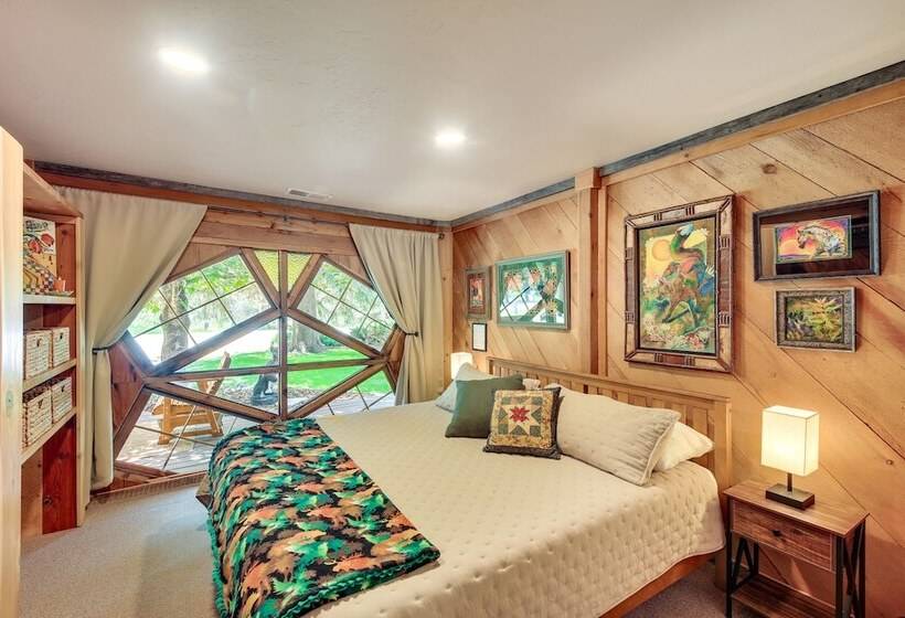 Unique Nordman Retreat 1 Mi To Priest Lake!