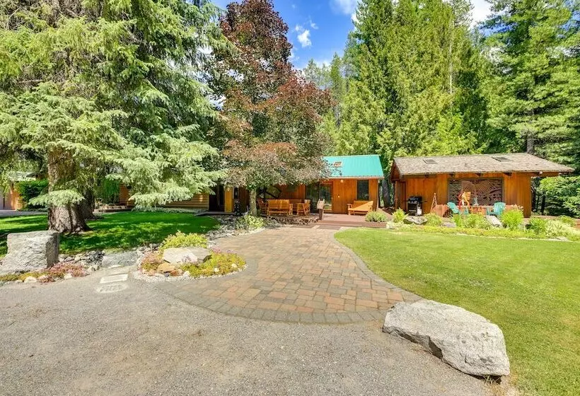 Unique Nordman Retreat 1 Mi To Priest Lake!