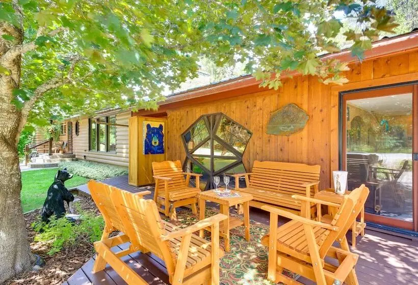 Unique Nordman Retreat 1 Mi To Priest Lake!