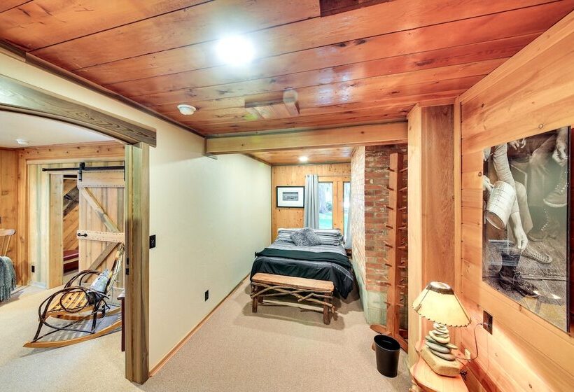 Unique Nordman Retreat 1 Mi To Priest Lake!