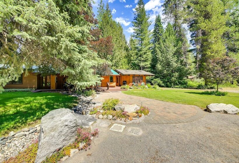 Unique Nordman Retreat 1 Mi To Priest Lake!