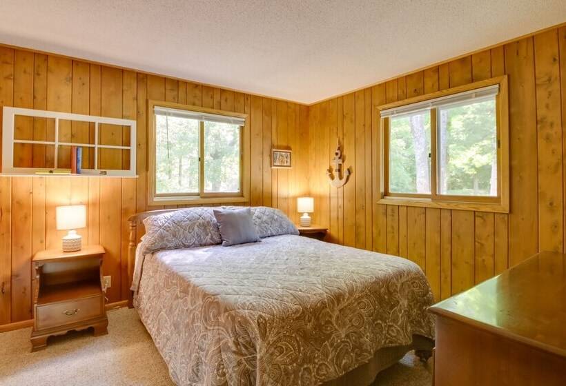 Up North Remer Lake House W/ Dock & Grill!