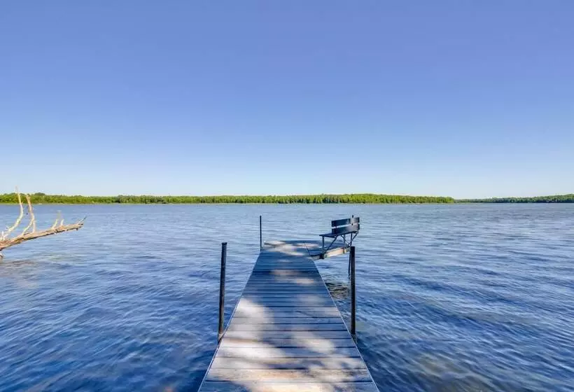 Up North Remer Lake House W/ Dock & Grill!