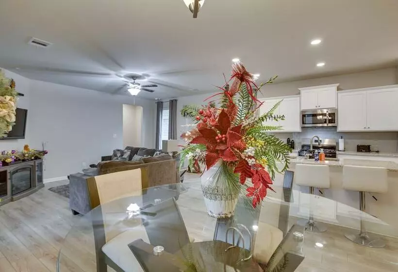 Baton Rouge Vacation Rental: 5 Mi To Lsu!