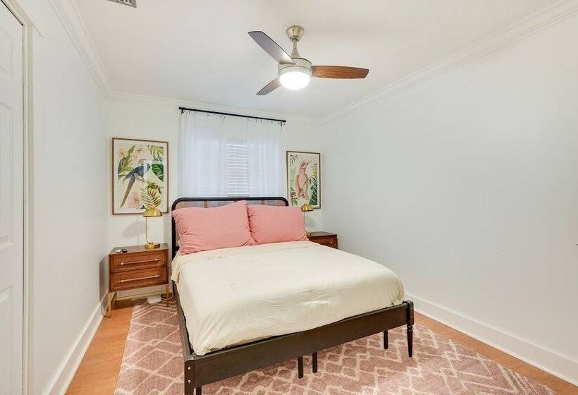 Bright Tampa Oasis W/ Outdoor Pool & Gazebo!