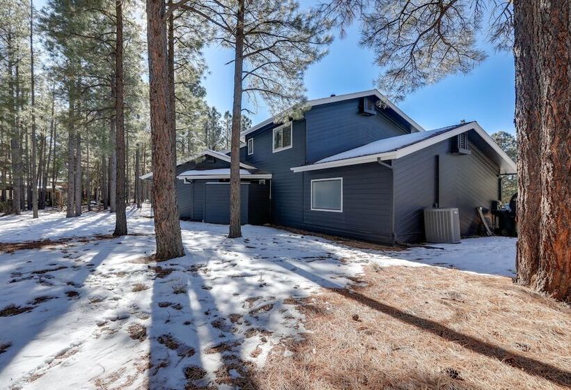 Chic Flagstaff Retreat W/ Fireplace & Patio!