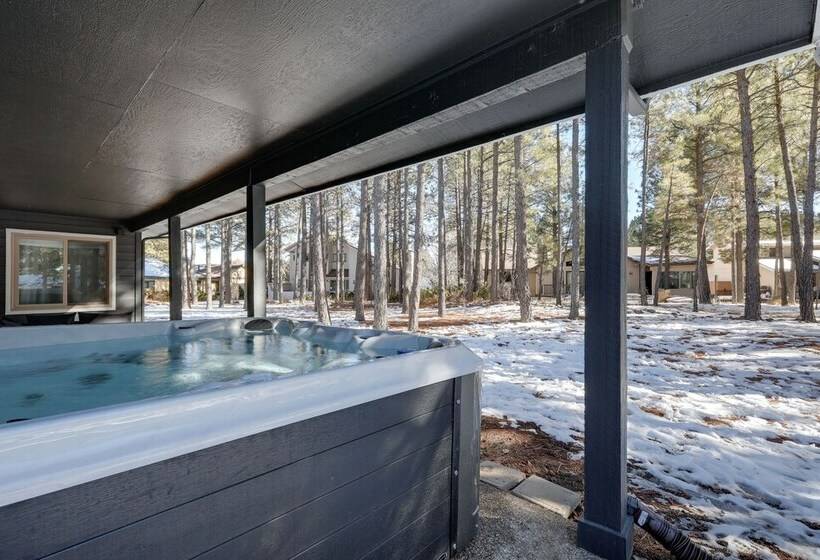 Chic Flagstaff Retreat W/ Fireplace & Patio!