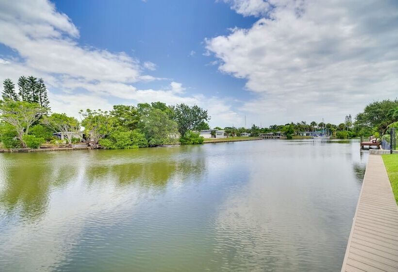 Cocoa Beach House On Banana River: Walk To Ocean!