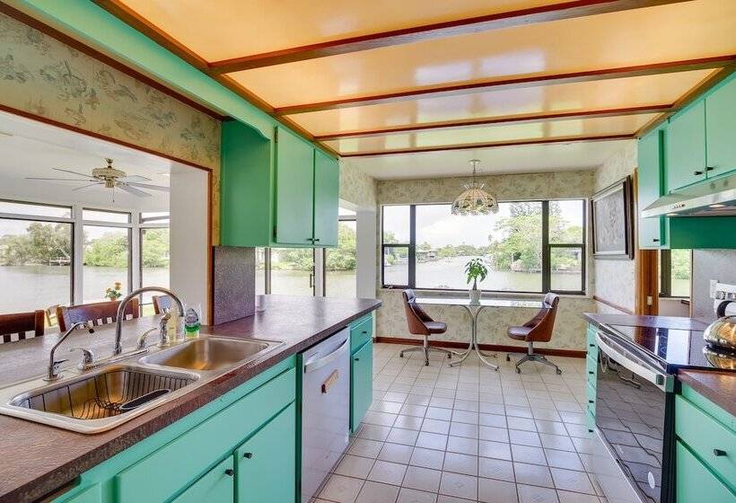 Cocoa Beach House On Banana River: Walk To Ocean!