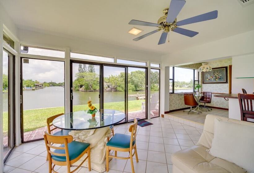 Cocoa Beach House On Banana River: Walk To Ocean!