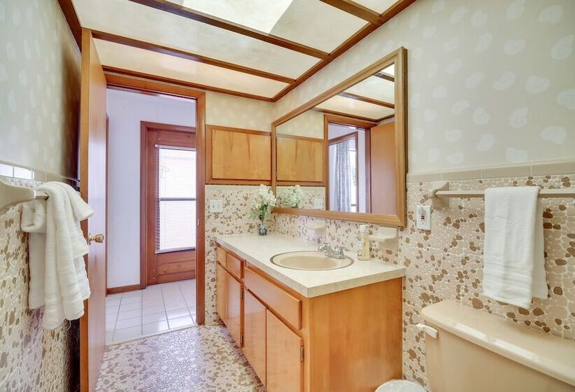 Cocoa Beach House On Banana River: Walk To Ocean!