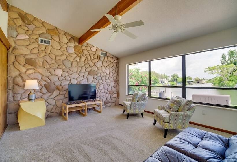 Cocoa Beach House On Banana River: Walk To Ocean!