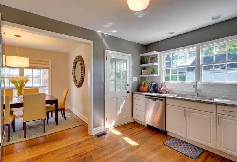 Cozy Durham Home Near Universities!