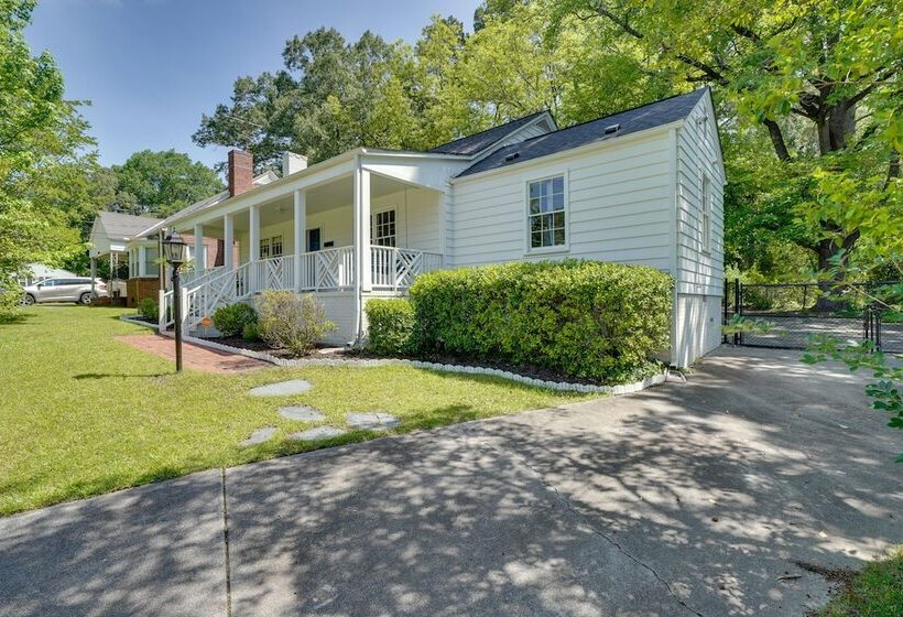 Cozy Durham Home Near Universities!