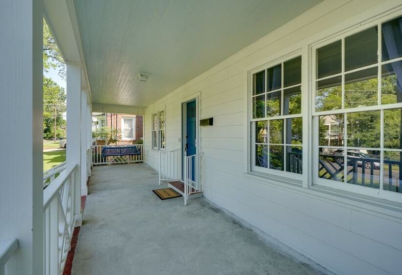 Cozy Durham Home Near Universities!