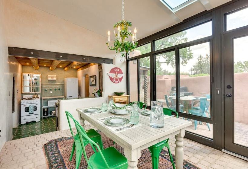 Historic Millicent Rogers Guest House W/ Hot Tub