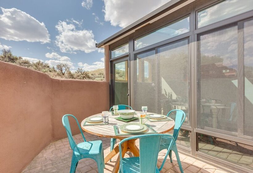 Historic Millicent Rogers Guest House W/ Hot Tub